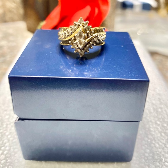 Keepsake 14K gold ring - Picture 2 of 4